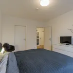 Miete 2 Schlafzimmer wohnung von 69 m² in Berlin