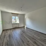 Miete 4 Schlafzimmer wohnung von 137 m² in Val Terbi