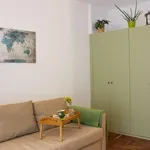 Rent 2 bedroom apartment of 75 m² in lisbon