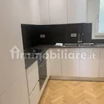 Affitto 4 camera appartamento di 85 m² in Modena