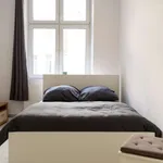 Miete 2 Schlafzimmer wohnung von 69 m² in berlin