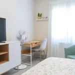 Rent a room in madrid