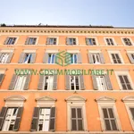 Affitto 4 camera appartamento di 71 m² in Roma