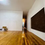 Rent 2 bedroom house in Manhattan