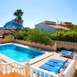 ESPACIOSO CHALET  EN CALPE