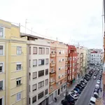 Rent a room of 100 m² in valencia