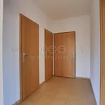 Pronajměte si 2 ložnic/e byt o rozloze 58 m² v Český Těšín