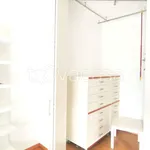 Rent 1 bedroom apartment of 45 m² in Milano