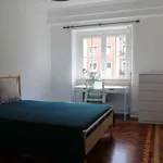 Rent a room in lisbon