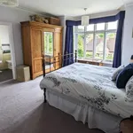 Rent 5 bedroom house in South East England