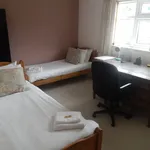 Rent 3 bedroom flat of 148 m² in Cambridge