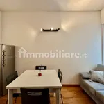 Affitto 3 camera appartamento di 75 m² in Parma