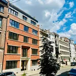 Rent 2 bedroom apartment in Ixelles