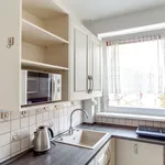 Rent 1 bedroom apartment of 560 m² in Berlin