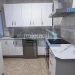 Rent 4 bedroom apartment of 110 m² in Albacete