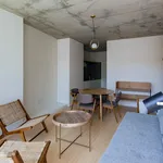 Rent 2 bedroom apartment of 65 m² in Porto