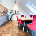 Rent 1 bedroom apartment of 562 m² in Vienna