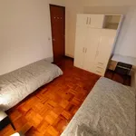 Rent 4 bedroom apartment in Lisbon