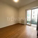 Rent 3 bedroom apartment of 92 m² in Milano