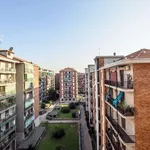 Rent 1 bedroom apartment of 40 m² in milan