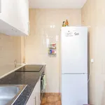 Rent a room of 80 m² in madrid