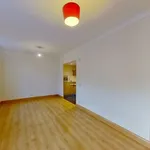 Rent 2 bedroom flat in Scotland