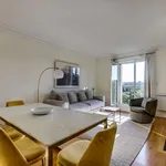 Rent 2 bedroom apartment of 646 m² in Paris