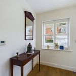 Rent 3 bedroom house in South East England