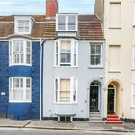 Rent 5 bedroom house in South East England