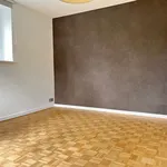 Maison de 600 m² avec 4 chambre(s) en location à Uccle