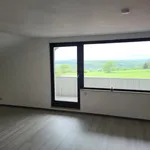 Dachgeschosswohnung mit Balkon und traumhaften Ausblick ins Grüne!