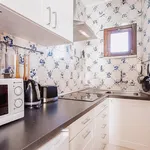 Rent 1 bedroom apartment of 75 m² in Lisbon