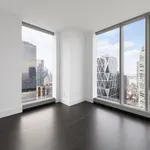 Rent 3 bedroom apartment of 226 m² in New York