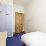 Rent 2 bedroom flat in Aberdeen