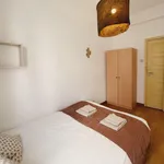 Rent 3 bedroom apartment in Porto