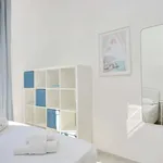 Rent 6 bedroom apartment in Rome