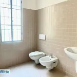 Rent 6 bedroom apartment of 250 m² in Bologna