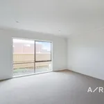 Rent 4 bedroom house in Point Cook