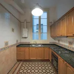 Rent a room of 420 m² in Barcelona