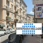 Affitto 2 camera appartamento di 70 m² in Naples