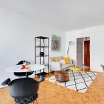 Studio of 323 m² in Paris