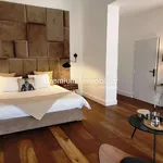 Rent 7 bedroom house of 300 m² in Aix-en-Provence