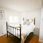 Rent 2 bedroom flat in Newmarket