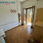 Rent 5 bedroom house of 140 m² in Montepaone