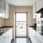 Rent 1 bedroom apartment of 696 m² in Lisbon