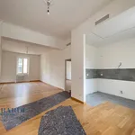 Rent 4 bedroom apartment of 220 m² in Milano