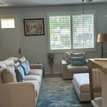 Rent 1 bedroom apartment in Eastlake