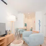 Rent 3 bedroom apartment of 47 m² in Porto