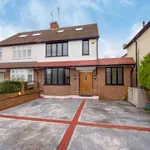 Rent 4 bedroom house in Borough of Runnymede