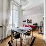 Appartement de 74 m² avec 3 chambre(s) en location à Paris